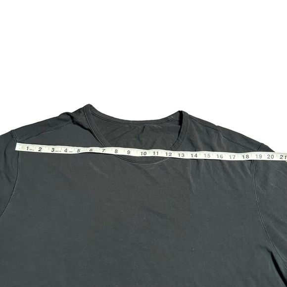 Lululemon Shirt Mens XXL Black Basic‎ Crewneck Long Sleeve Stretch Lightweight - Picture 4 of 10